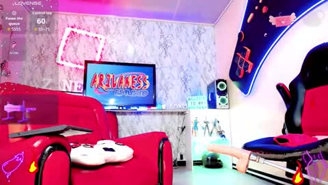 Gisel online show from December 2, 11:58 pm