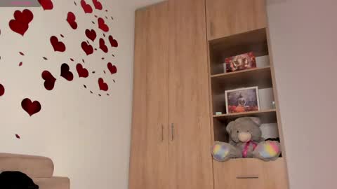 GiuliaCash online show from April 13, 2:21 pm