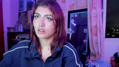 Giulietta online show from December 2, 4:02 am