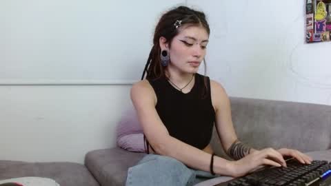 Giulietta online show from May 28, 4:21 am