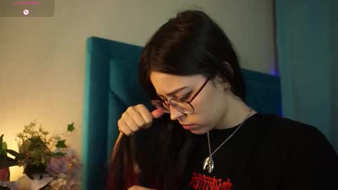 Agness online show from September 28, 1:31 pm