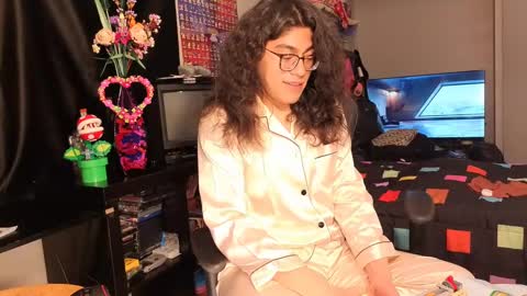 glaceon9 online show from March 2, 7:10 am