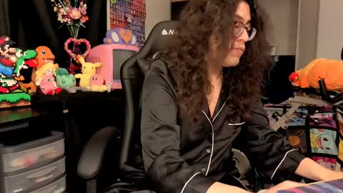 glaceon9 online show from September 23, 5:19 pm