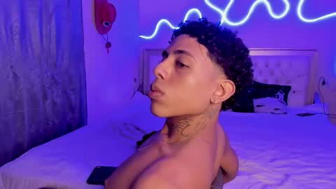 only for you bby  online show from October 26, 11:04 pm