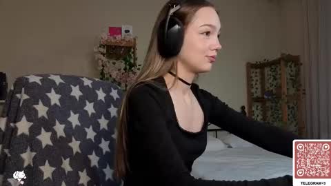 Catalina online show from December 20, 12:12 pm