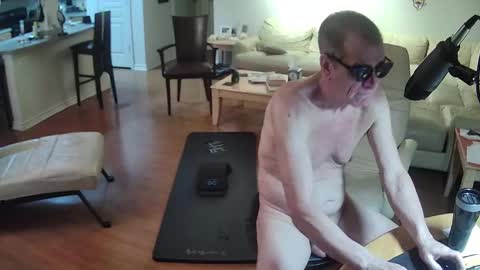 glennbitch online show from October 6, 2:18 am