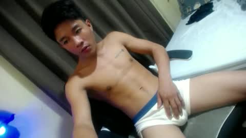 Snapshot of glenndou_daxs chatting on September 13, 12:07 pm glenndou_daxs online show from September 13, 12:07 pm
