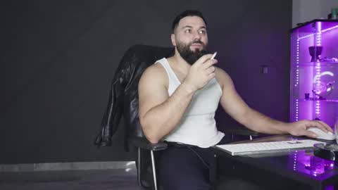 Matthew .. for short call me Matt online show from February 23, 9:39 pm