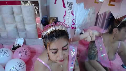 Snapshot of gleon_ chatting on October 11, 7:06 pm gleon online show from October 11, 7:06 pm