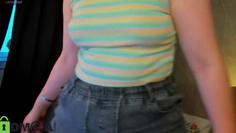 glimmer_goddesss online show from November 28, 9:49 am