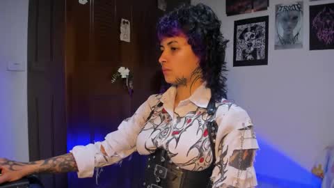 NYX online show from January 9, 9:20 pm