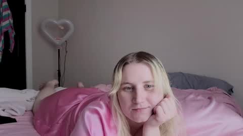 Glitch online show from September 10, 2:51 pm