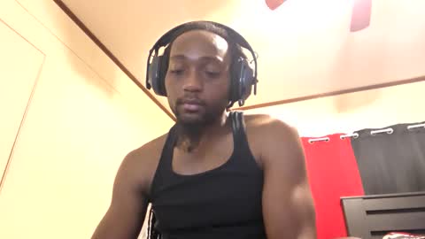 glomightyj online show from May 22, 2:40 am