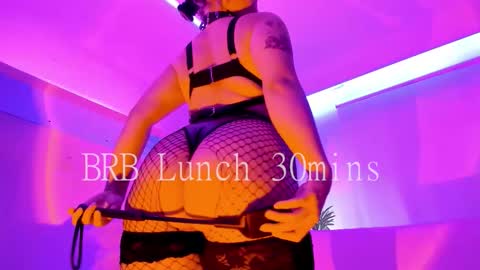 Mimi online show from February 19, 9:03 pm