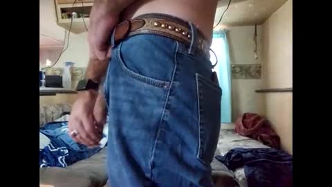 Snapshot of gman3883 chatting on January 25, 8:10 pm Gman online show from January 25, 8:10 pm