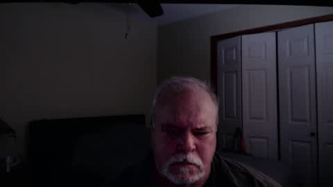 gmctruckguy online show from February 11, 9:40 pm