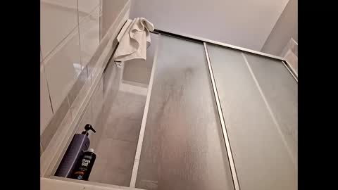 gnasty83 online show from December 22, 7:31 pm