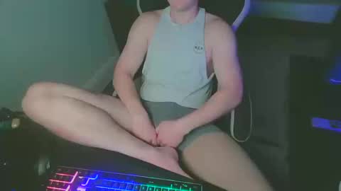 Snapshot of gnr_xxx chatting on October 18, 5:11 am G online show from October 18, 5:11 am