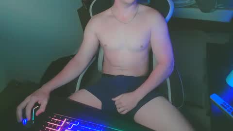 Snapshot of gnr_xxx chatting on September 9, 4:34 am G online show from September 9, 4:34 am