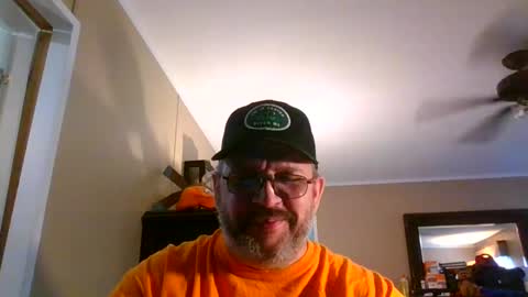 IDKIDCIDGAF online show from September 29, 4:28 pm