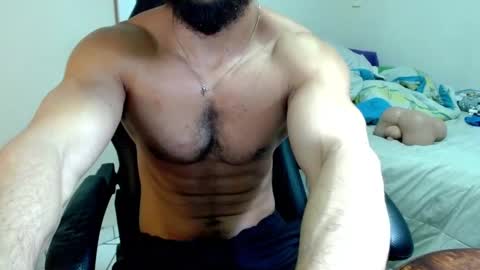 Snapshot of god_hunkules chatting on October 13, 4:09 pm god hunkules online show from October 13, 4:09 pm