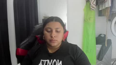 goddess_of_sissys online show from December 2, 6:45 am