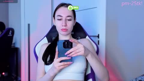 Goddess EmmaBratt princess online show from February 22, 11:57 am