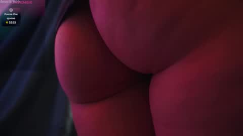 Snapshot of goddesseriss chatting on September 15, 4:47 am MesmErisse online show from September 15, 4:47 am