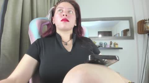 Goddess Jessica and slave Roger online show from March 15, 7:02 am