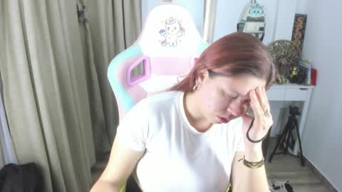 Goddess Jessica and slave Roger online show from November 28, 6:10 am