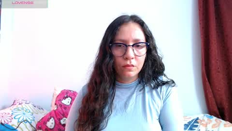  Naih Reyes online show from October 18, 6:50 am