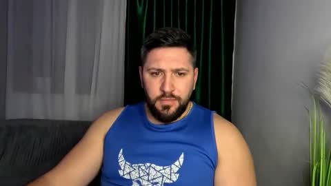 gold_alpha_boy online show from March 28, 8:10 pm