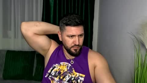 gold_alpha_boy online show from April 4, 8:27 pm