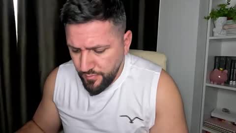 gold_alpha_boy online show from March 22, 3:27 pm