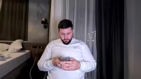 gold_alpha_boy online show from January 10, 6:35 pm