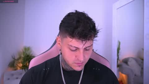 goldenatlasx online show from April 14, 7:50 pm