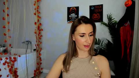 Olivia online show from November 5, 11:23 am