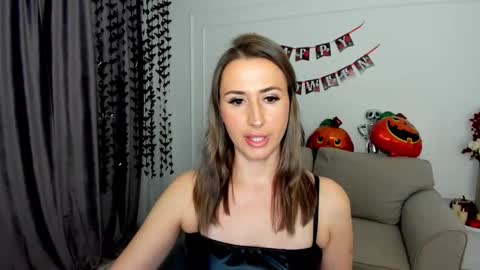 Olivia online show from October 19, 7:51 pm