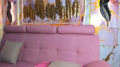 goldenmusee online show from December 22, 1:29 pm