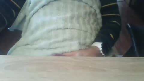 Snapshot of goldstar71 chatting on December 8, 1:36 pm goldstar71 online show from December 8, 1:36 pm