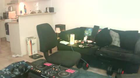 goldyguy011 online show from May 23, 12:28 am