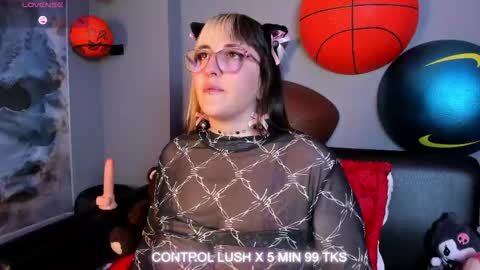 gomory_kitty online show from May 20, 5:19 pm