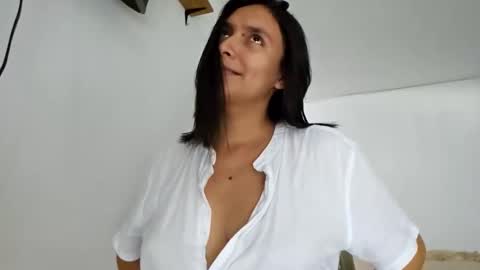 salome online show from November 1, 6:18 pm