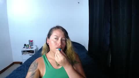 nathalia online show from April 15, 2:15 am