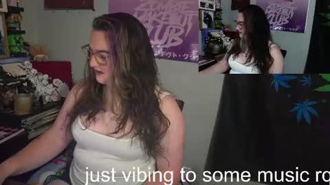 goodgrl1799 online show from July 12, 3:32 am