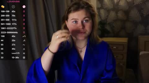 Snapshot of gorgeous_beaux chatting on October 18, 7:29 pm Sexy Mona 3 online show from October 18, 7:29 pm