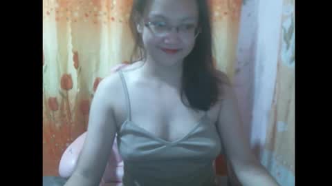 Snapshot of gorgeousmama chatting on October 30, 12:17 pm gorgeousmama online show from October 30, 12:17 pm