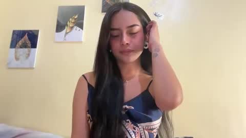 Snapshot of gorgeoustransgirl chatting on September 28, 11:41 am Emmy online show from September 28, 11:41 am