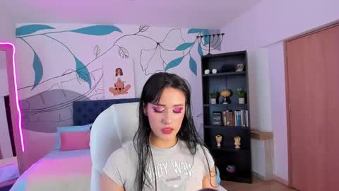 Alice online show from December 21, 9:54 pm