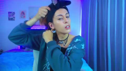goth_minerva online show from May 29, 2:04 pm